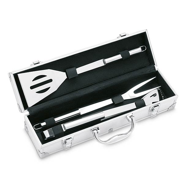 3 BBQ tools in aluminium case  - silver
